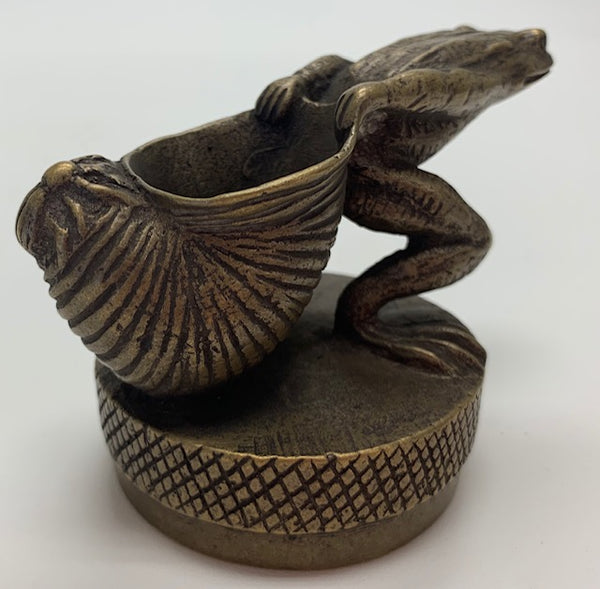 Frog Pulling Snail Mascot/Hood Ornament M-66