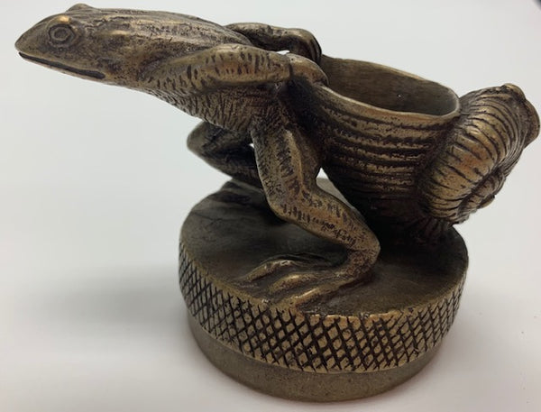 Frog Pulling Snail Mascot/Hood Ornament M-66