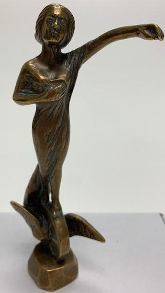 Dunhills Fortune Mascot/Hood Ornament M-130