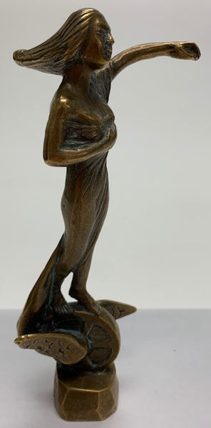 Dunhills Fortune Mascot/Hood Ornament M-130
